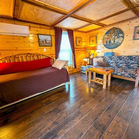 Yellowstone Treasure Guesthouses On The River Gardiner Exterior foto